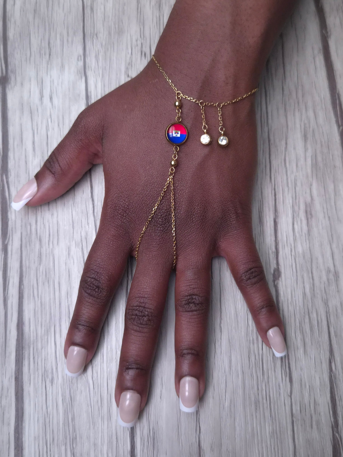 Chaîne de main Lanmen Haïti argenté